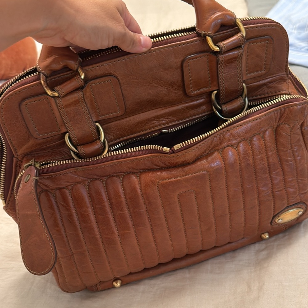 Chloe Bay Bag - Picture 11 of 13
